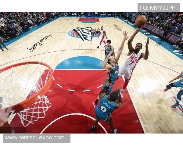 活塞与篮网激战正酣比赛精彩瞬间与关键数据全解析 活塞与篮网激战正酣比赛精彩瞬间与关键数据全解析